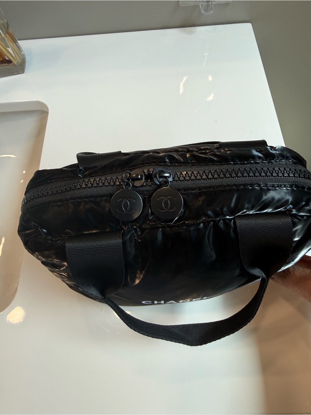 Chanel mini Boston cosmetic pouch - Picture 4 of 4